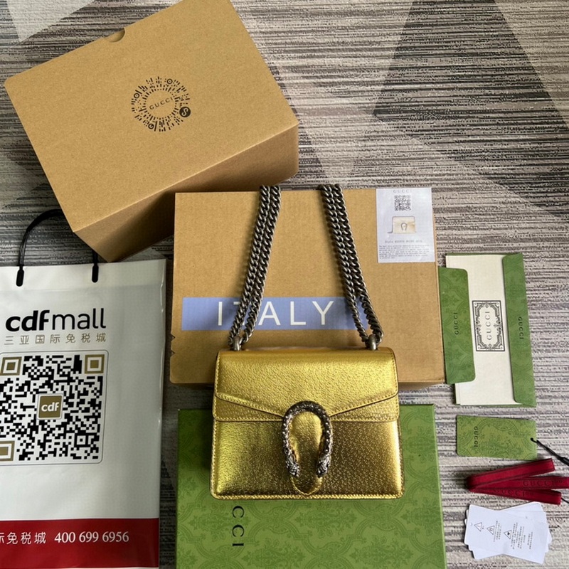 Gucci Handbags 768